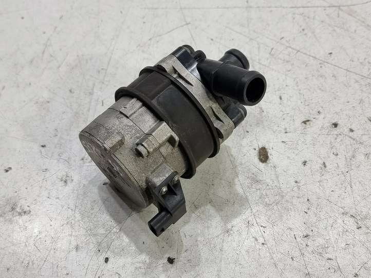 Audi Q5 (2008 - 2012)  8R0965567 Циркуляционный электрический двигатель