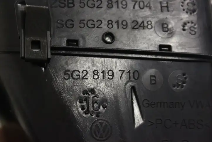 Volkswagen Golf VII (2013 - 2019) 5G2815735D Воздушная решетка панели — фото 5