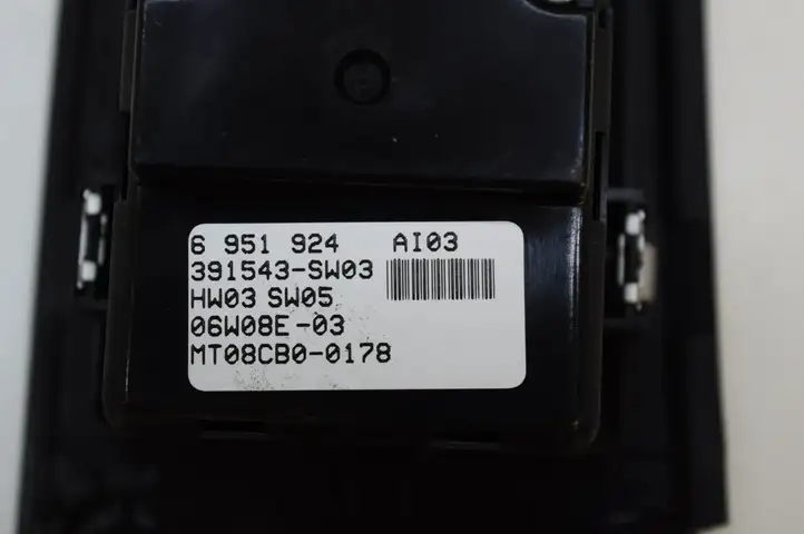 BMW 5 E60 E61 (2004 - 2010) 6951924 Кнопка стеклоподъемников — фото 4