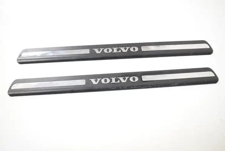 Volvo XC90 (2006 - 2014) 8659960 Внутренняя обшивка порога (комплект) — фото 2