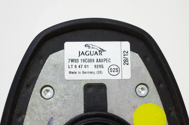 Jaguar XF X250 (2007 - 2015) 7W9319C089 GPS антенна — фото 4