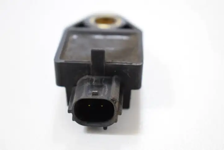 Toyota Corolla Verso E121 (2004 - 2007) 891730F010 Датчик удара SRS — фото 3