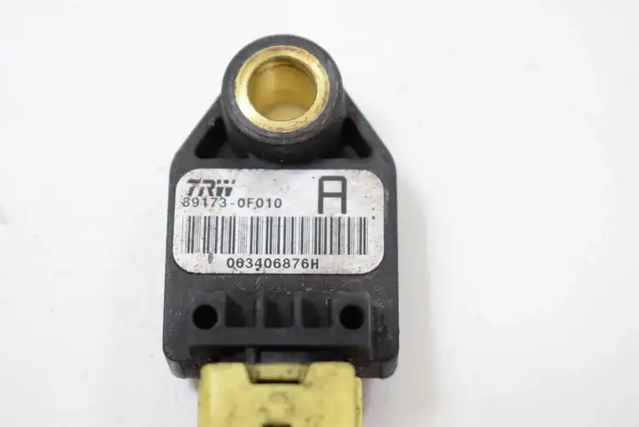 Toyota Corolla Verso E121 (2004 - 2007) 891730F010 Датчик удара SRS — фото 4