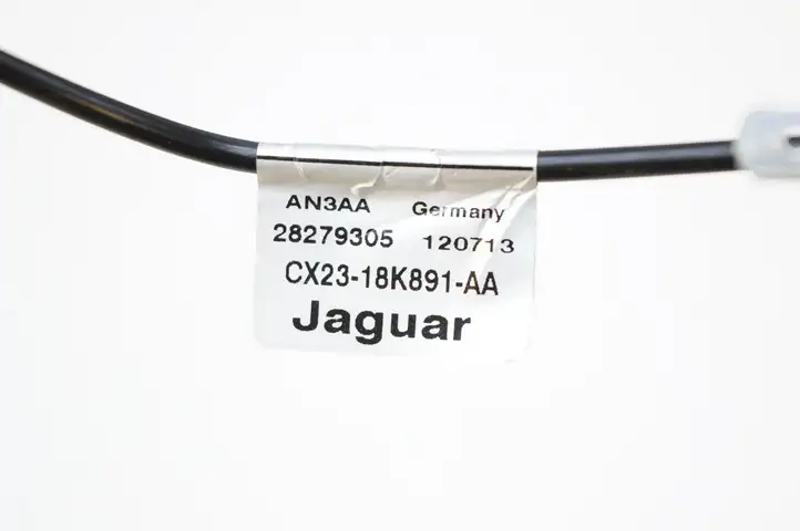 Jaguar XF X250 (2007 - 2015) CX2318K891AA Усилитель антенны — фото 3
