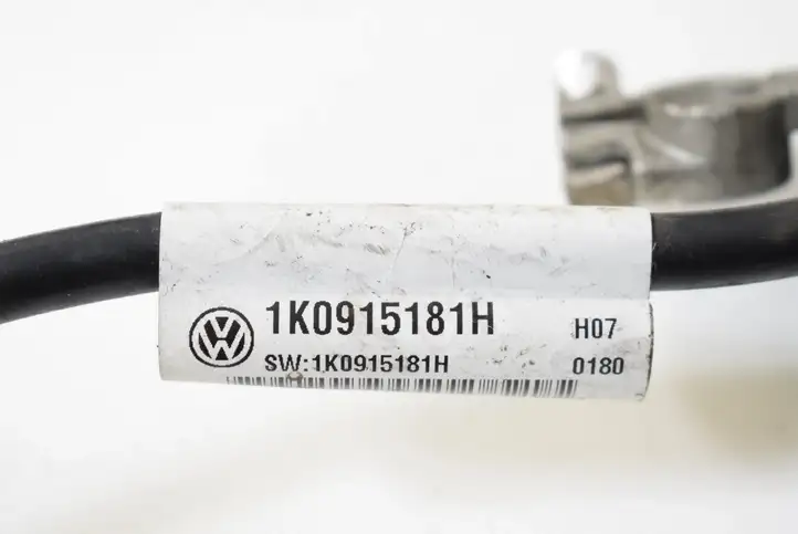 Volkswagen PASSAT B7 (2011 - 2014) 1K0915181H Клеммный узел плюсовых проводов — фото 4