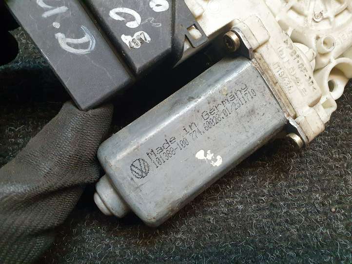 Volkswagen Golf IV (1998 - 2005)  101388100 Механизм подъема окон задней двери