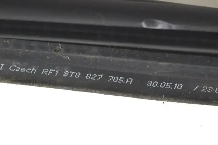 Audi A5 8T 8F (2007 - 2011) 8T8827705A Другая часть кузова — фото 4