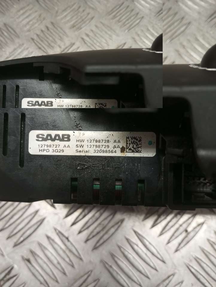Saab 9-3 Ver2 (2003 - 2007)  12798727AA Экран/ дисплей / маленький экран