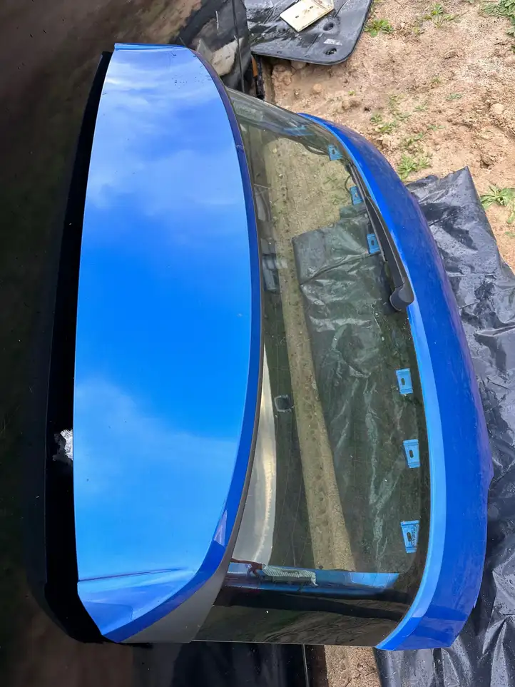 Volkswagen T-Roc (2017 - ) Крышка багажника — фото 3