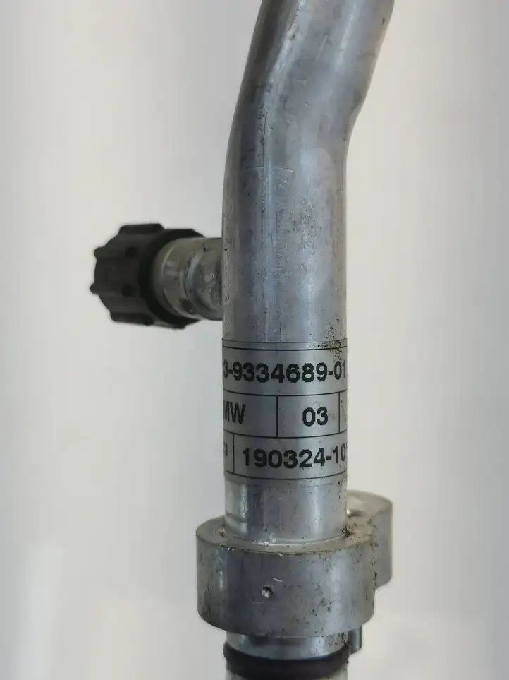 BMW 1 F20 F21 (2011 - 2019) 9334689 Трубки и шланги кондиционера — фото 4