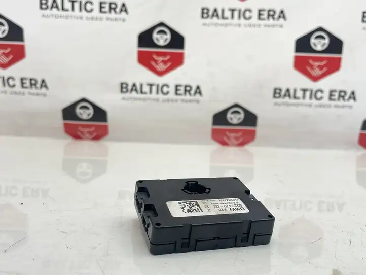 BMW 1 F20 F21 (2011 - 2019) 1683195A00 Усилитель антенны — фото 1