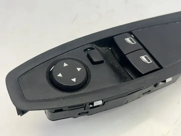 BMW 1 F20 F21 (2011 - 2019) 9226264 Блок кнопок стеклоподъемников — фото 4