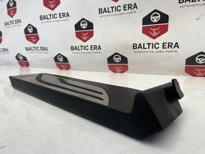 BMW 1 F20 F21 (2011 - 2019) 8053899 Подставка для ноги — фото 2
