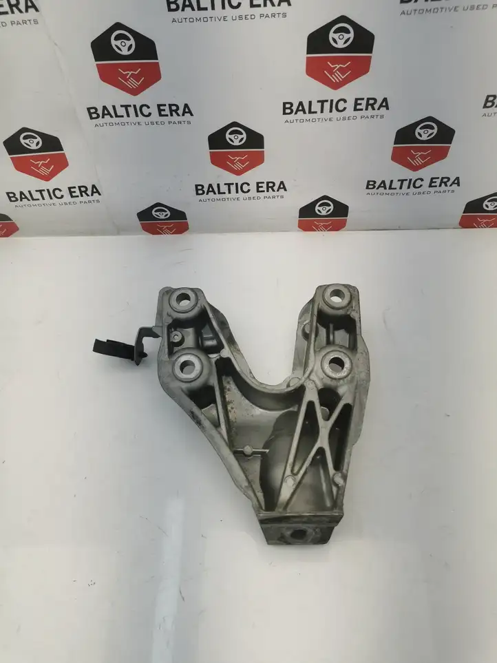 BMW 3 F30 F35 F31 (2012 - 2018) 6789093 Кронштейн двигателя — фото 3