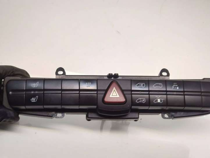 Mercedes-Benz Vito Viano W639 (2003 - 2010)  6395455007 Включатель аварийных фонарей