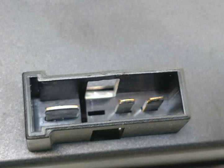 Mercedes-Benz Vito Viano W639 (2003 - 2010)  6395455007 Включатель аварийных фонарей