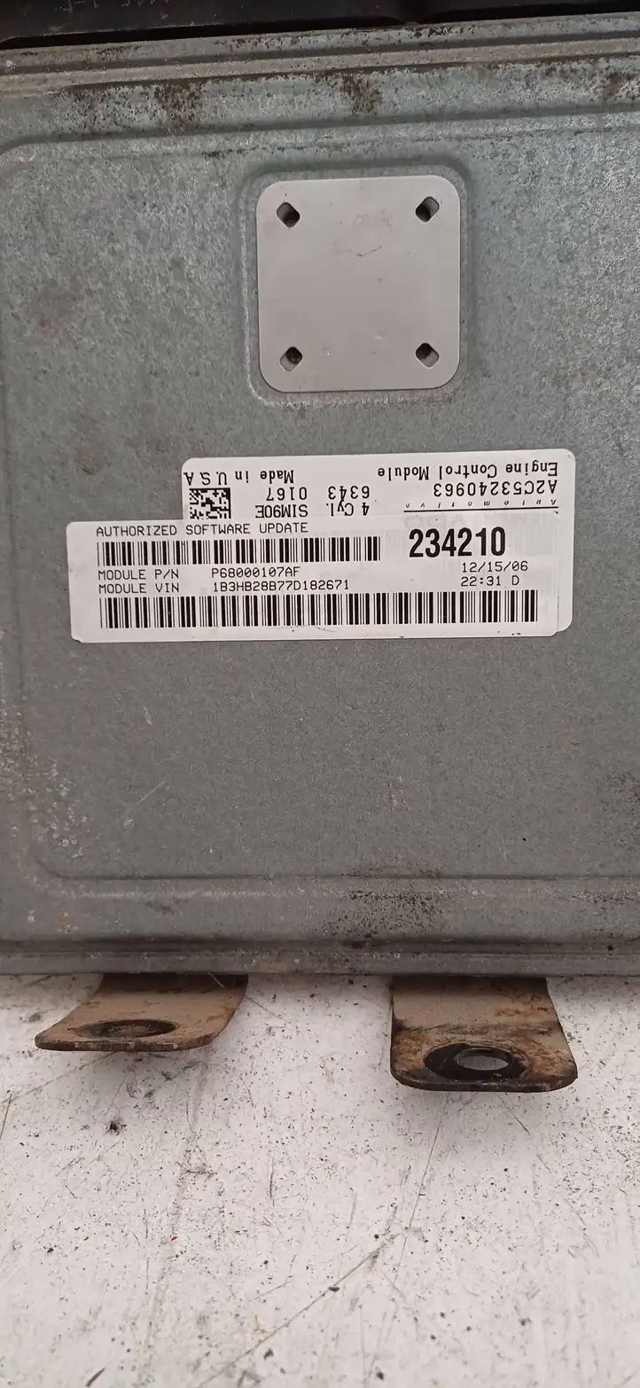 Dodge Caliber (2006 - 2012) P68000107AF Блок управления двигателем (ECU) — фото 3