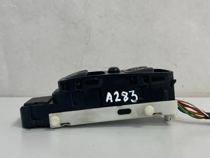 Mercedes-Benz C W203 (2000 - 2007) 2038210479 Блок кнопок стеклоподъемников — фото 3