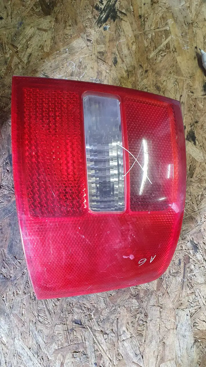 Audi A6 S6 C5 4B (2001 - 2004) 4B9945096F Задний фонарь в кузове — фото 1