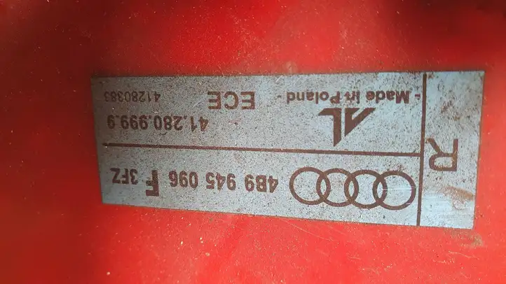 Audi A6 S6 C5 4B (2001 - 2004) 4B9945096F Задний фонарь в кузове — фото 4