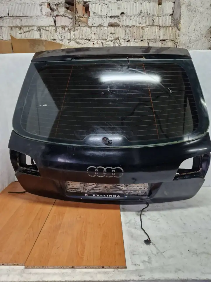 Audi A6 S6 C6 4F (2004 - 2008) Крышка багажника — фото 1