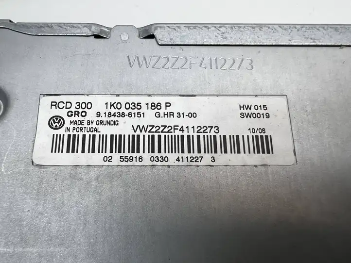Volkswagen PASSAT B6 (2005 - 2010) 1K0035186P Магнитола / мультимедийная система — фото 5