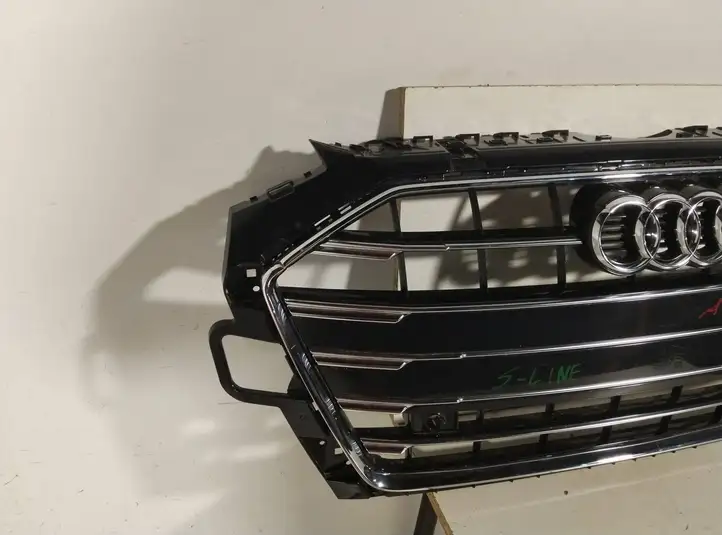 Audi A4 S4 B9 8W (2019 - ) 8W0853651DF Верхняя решетка радиатора — фото 3