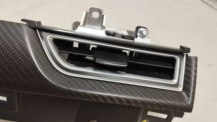 Tesla Model S (2016 - 2021) 100782100d Декоративная планка — фото 7