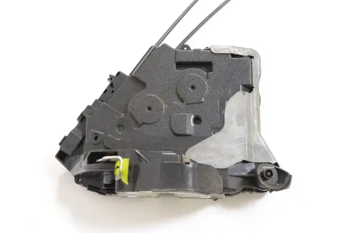 Toyota Prius (NHW20) (2003 - 2009) 6927447020 Замок ручки двери — фото 3