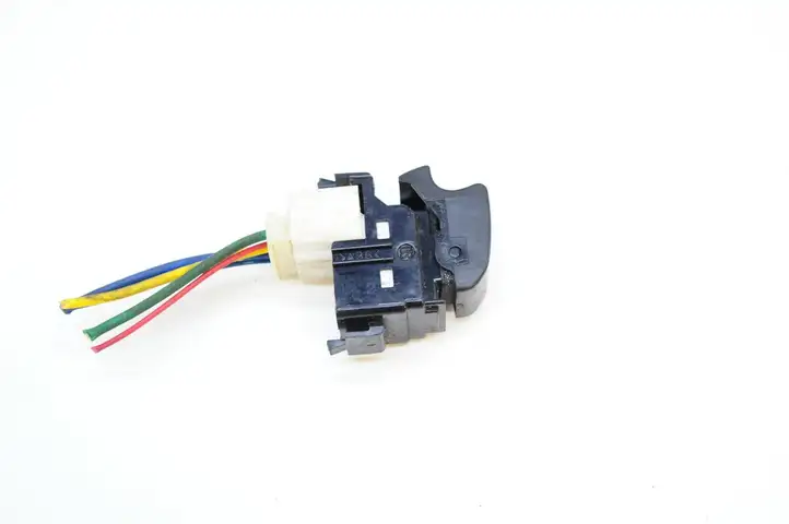 Toyota Prius (NHW20) (2003 - 2009) Блок кнопок стеклоподъемников — фото 3