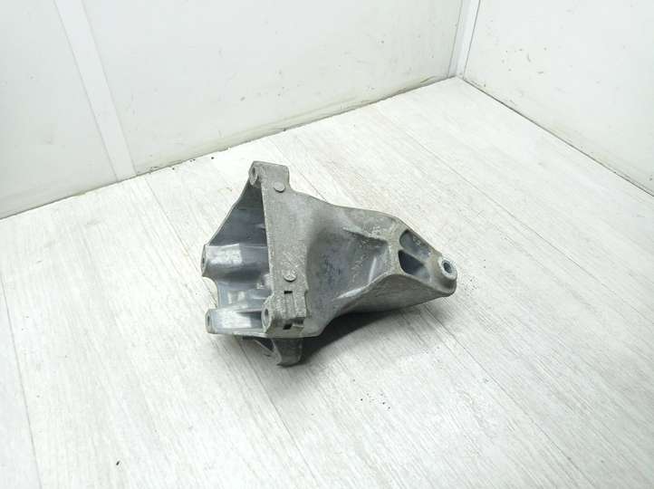 Mercedes-Benz C W205 (2014 - 2021)  A6512234204 Кронштейн