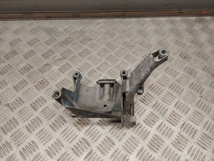 Audi A8 (2013 - 2017)  4H0399059G Кронштейн