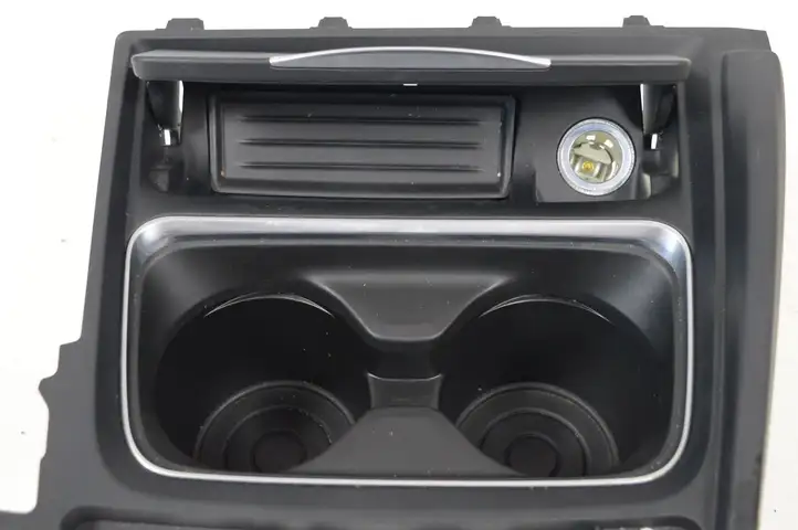 BMW 3 F30 F35 F31 (2012 - 2018) 9218926 Передний подстаканник — фото 2