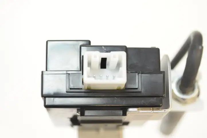 Hyundai ix35 (2009 - 2013) 954702S200 Прочие приборы — фото 4