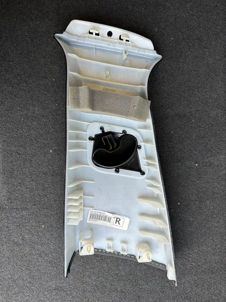 BMW X6 E71 (2008 - 2014) 15671812 Верхняя обшивка стойки B — фото 4