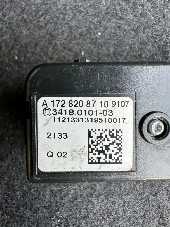 Mercedes-Benz ML W166 (2012 - 2017) A1728208710 Другие включатели / ручки/ переключатели — фото 4
