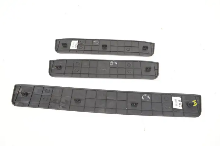 Hyundai Santa Fe (2005 - 2009) 858952B000 Внутренняя обшивка порога (комплект) — фото 2
