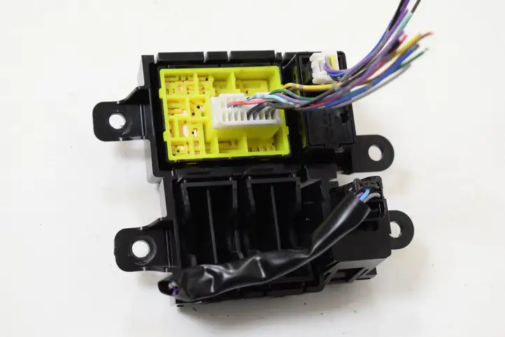 Nissan Juke I F15 (2010 - 2018) P10020B48600 Блок кнопок на панели — фото 2