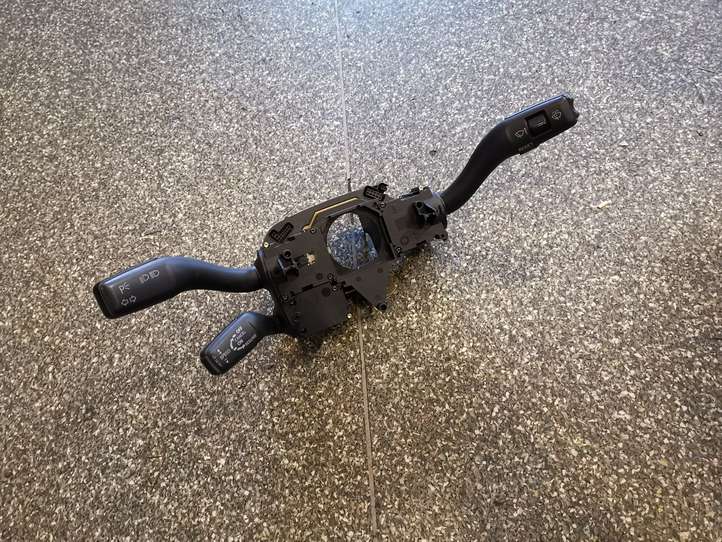Audi A8 (2005 - 2007)  4E0953521 Комплект ручек