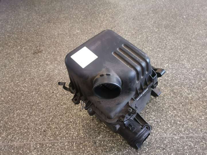 Hyundai i30 (2007 - 2012)  281102H000 Коробка воздушного фильтра