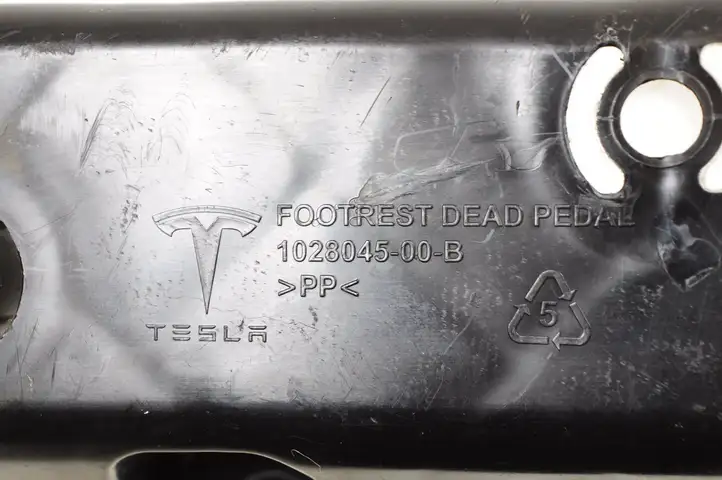Tesla Model S (2012 - 2016) 102804500 Прочие детали салона — фото 5