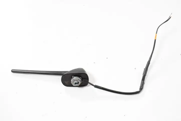 Subaru Forester SH (2008 - 2013) GPS антенна — фото 4