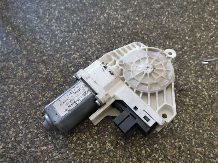 Audi A6 (2004 - 2008)  4F0959801D электродвигатель переднего стеклоподъемника