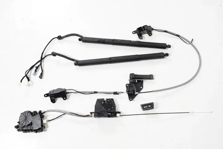 BMW X5 F15 (2013 - 2017) 9275121 Доводчик крышки багажника — фото 8