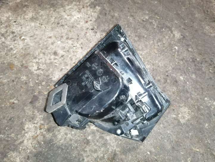 Nissan X-Trail T31 (2007 - 2014)  68430JG00A Передний держатель чашки