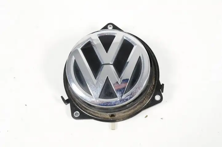 Volkswagen Golf VII (2013 - 2019) 5G6827469F Ручка крышки багажника — фото 1
