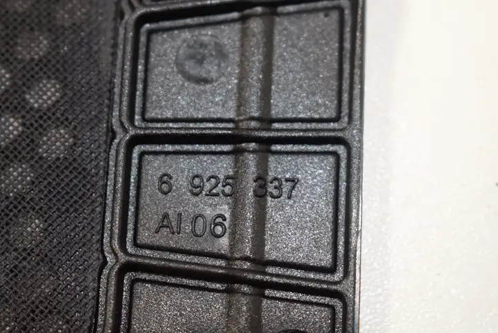 BMW 3 E90 E91 (2005 - 2012) 6925337 Прочие детали салона — фото 5