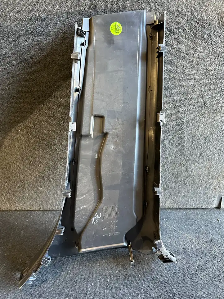 Mercedes-Benz GL X166 (2013 - 2019) A1666902525 Нижняя обшивка стойки B — фото 4