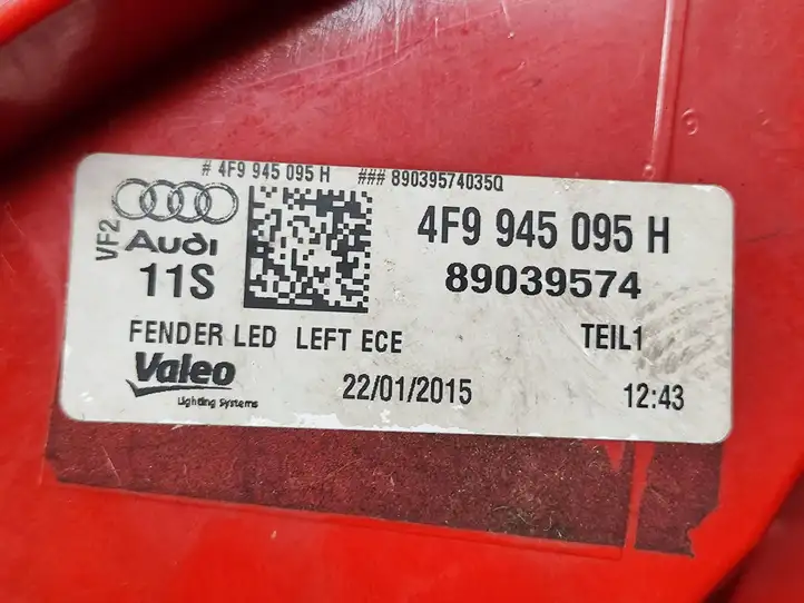 Audi A6 S6 C6 4F (2004 - 2008) 4F9945095H Задний фонарь в кузове — фото 8