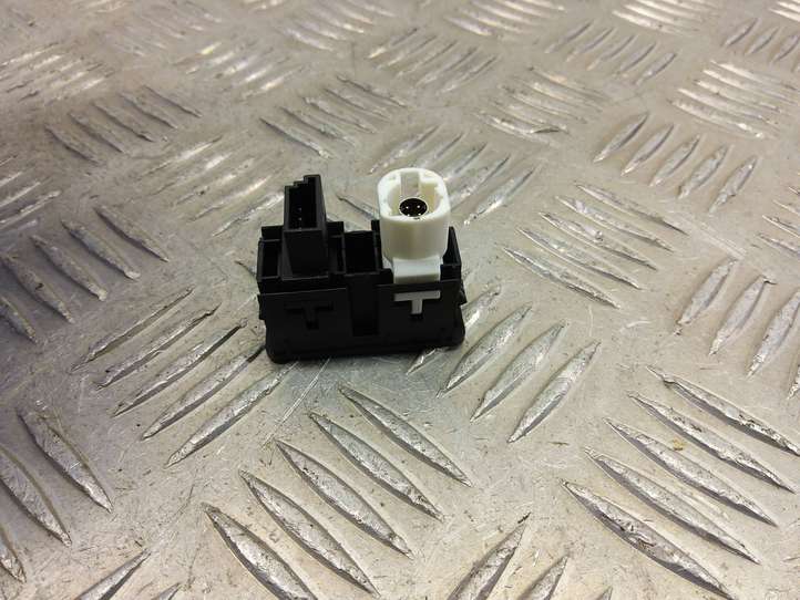 BMW X1 F48 F49 (2015 - 2022)  9229246 Разъем AUX